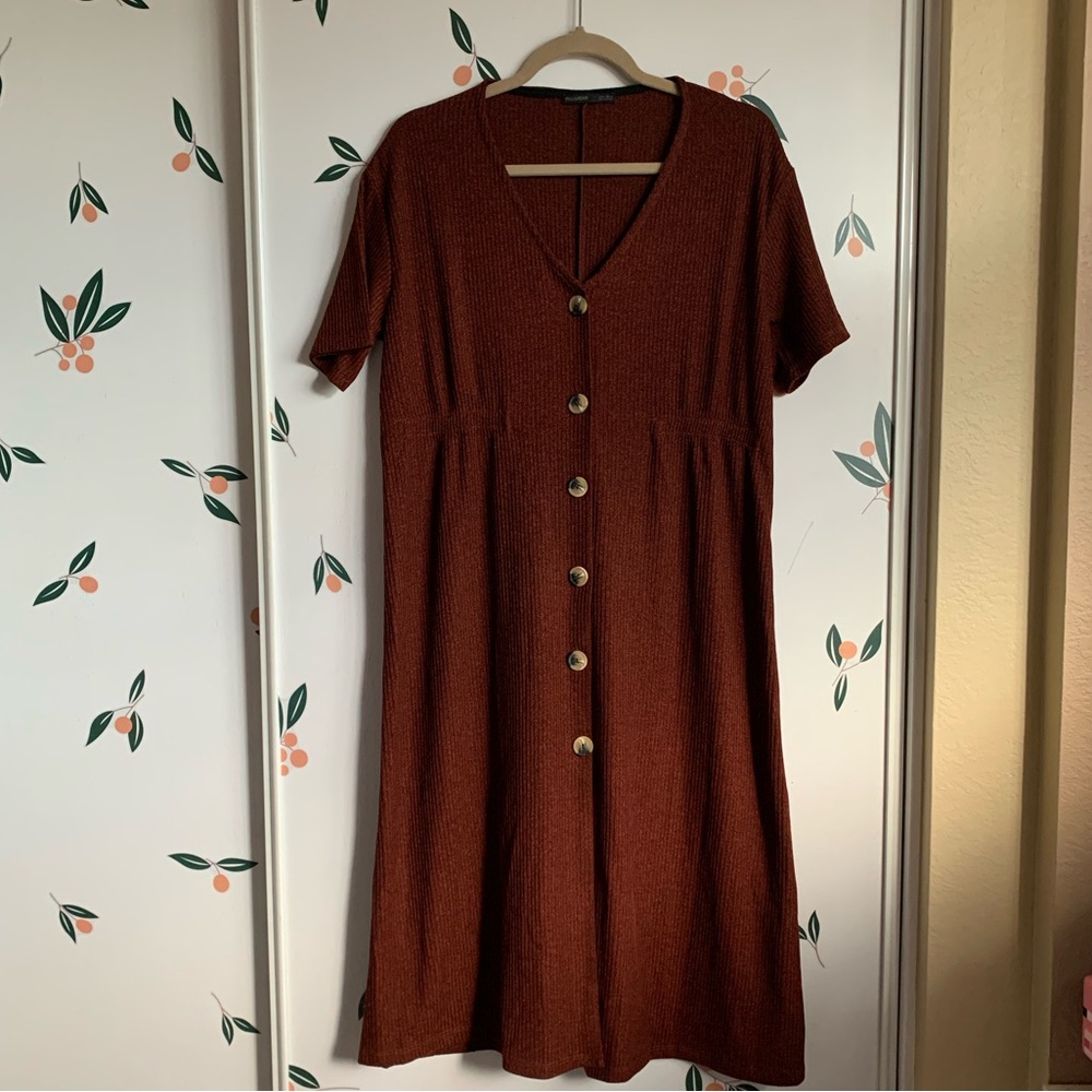 Pull and Bear V Neck Burgundy Ribbed Short Sleeve Elastic Swing Midi Dress